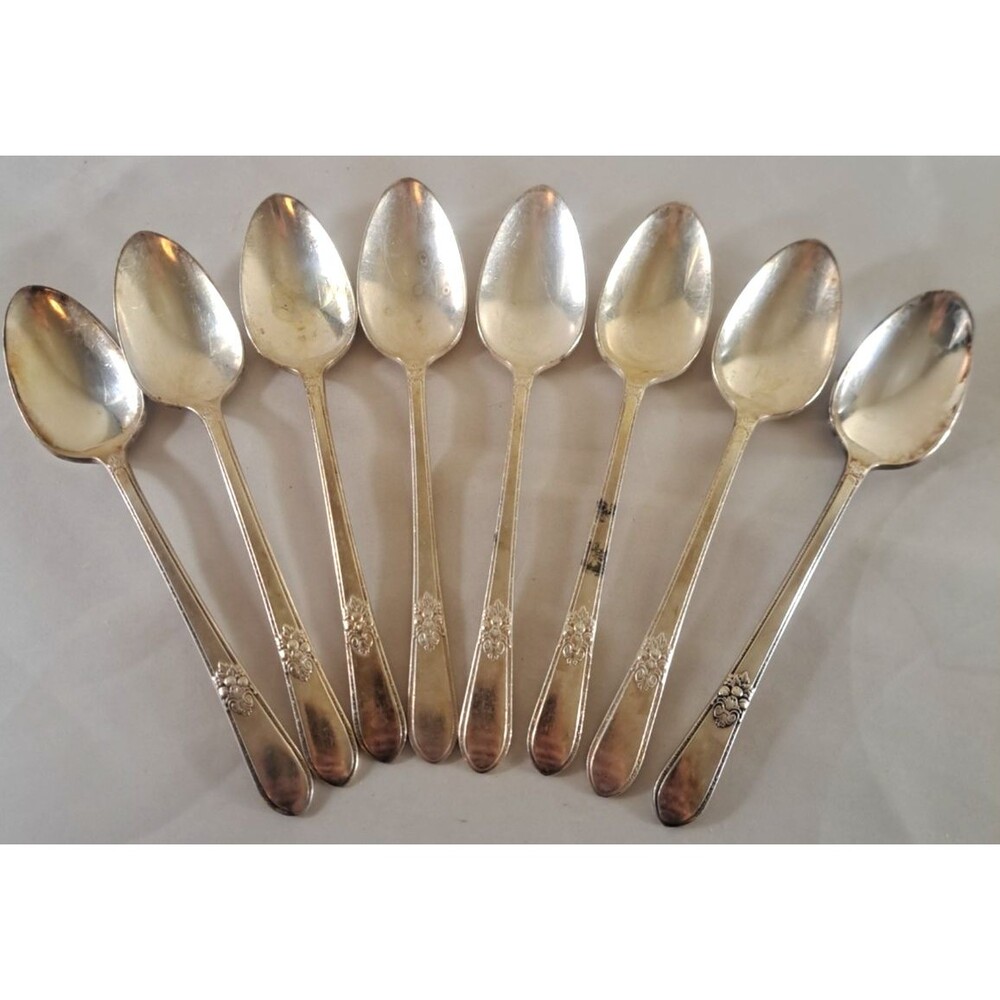 1847 International Silver Rogers Adoration Spoons Lot of 8 Silverplate Teaspoons